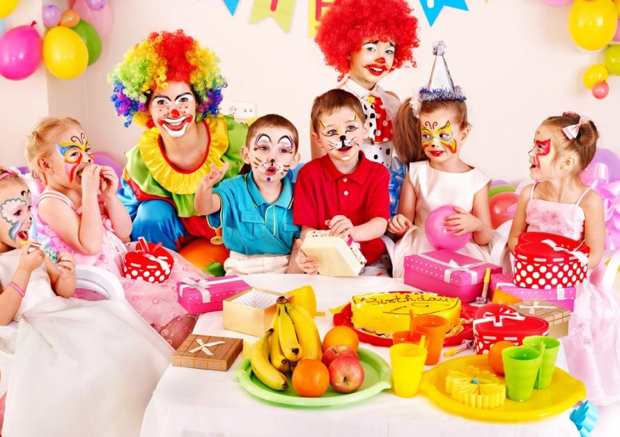 How to Throw an Authentic Kids Carnival Party